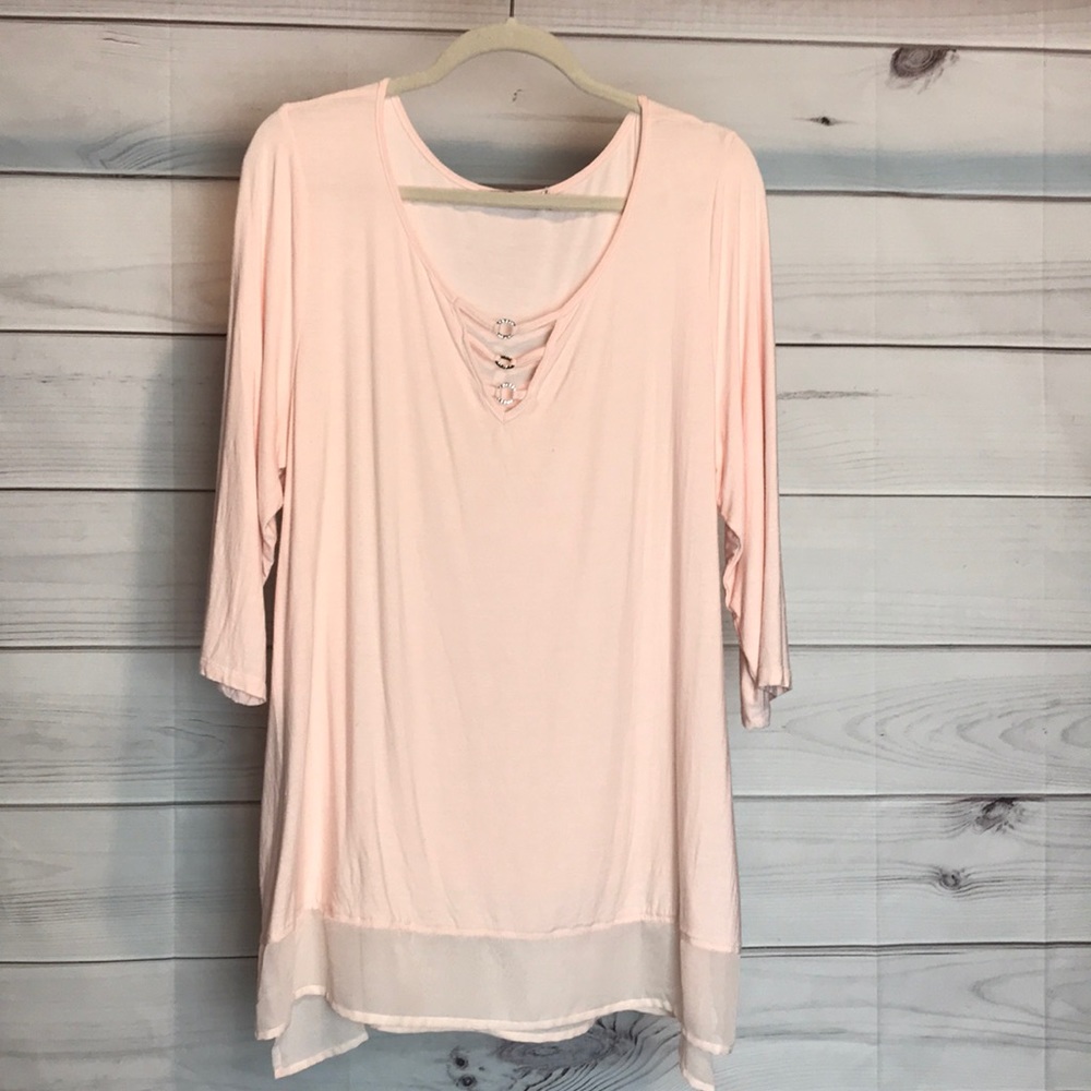 Elbow length shirt in peach 🍑